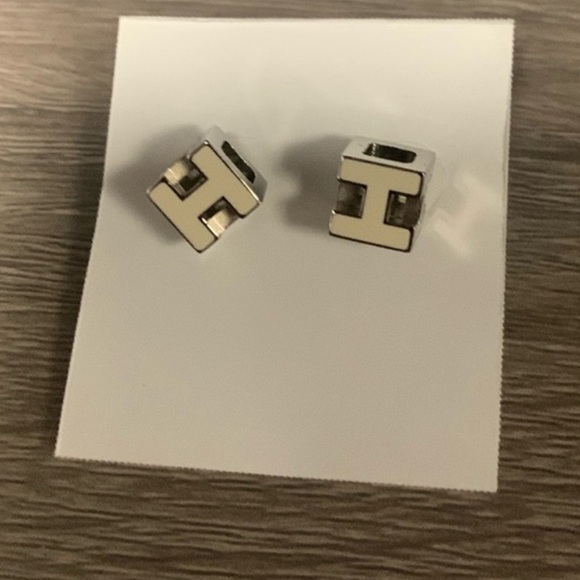 Hermes Jewelry - Hermès White Cage d’H Earrings – Elegant & Timeless